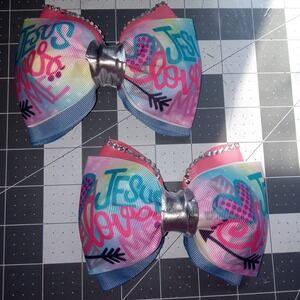 HANDMADE HAIR BOW FOR GIRLS   JESUS LOVES ME